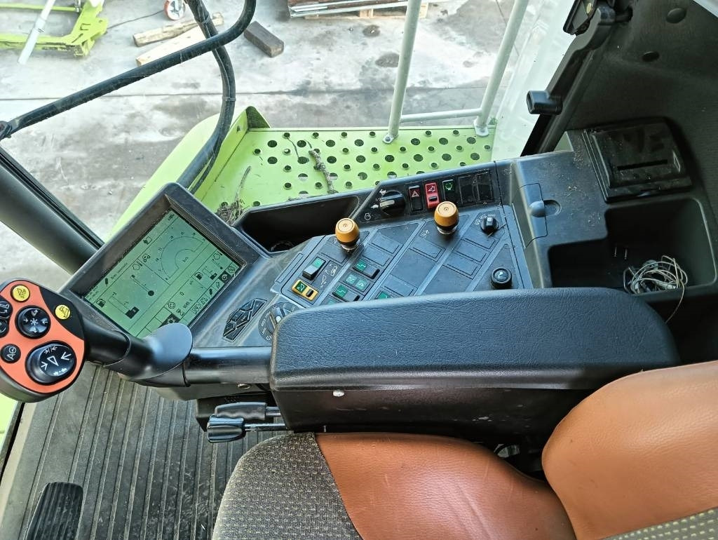 Claas Lexion 570 - Mietitrebbia: foto 3 Claas Lexion 570 - Mietitrebbia: foto 3