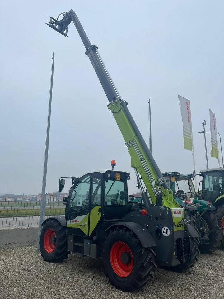 Leasing di Claas Scorpion 1033  Claas Scorpion 1033: foto 18