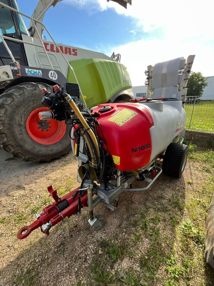 FAVARO 49 - Distribuzione del liquame: foto 3 FAVARO 49 - Distribuzione del liquame: foto 3