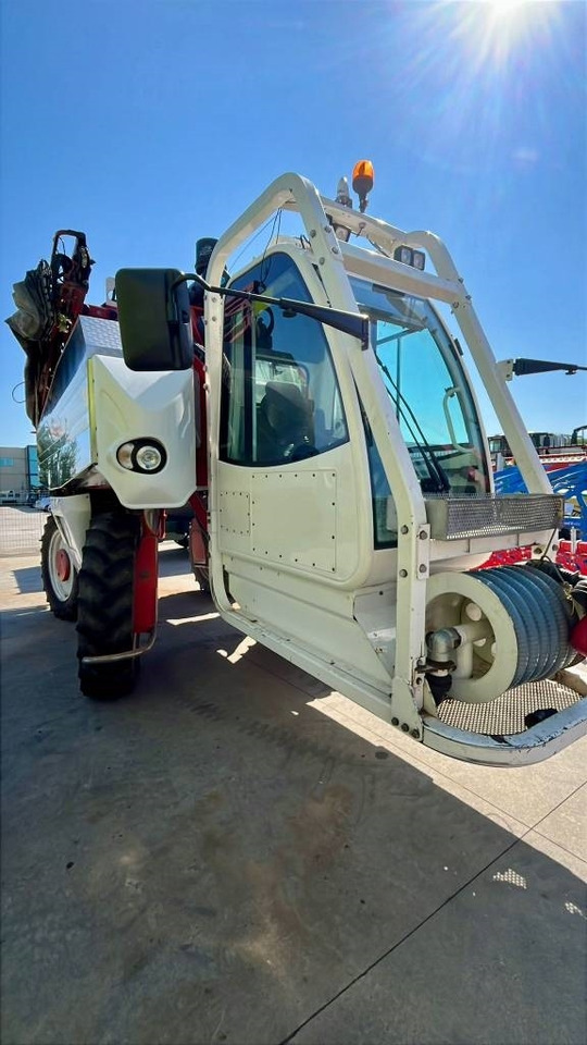 Finotto E170 - Attrezzatura per spandimento: foto 2 Finotto E170 - Attrezzatura per spandimento: foto 2