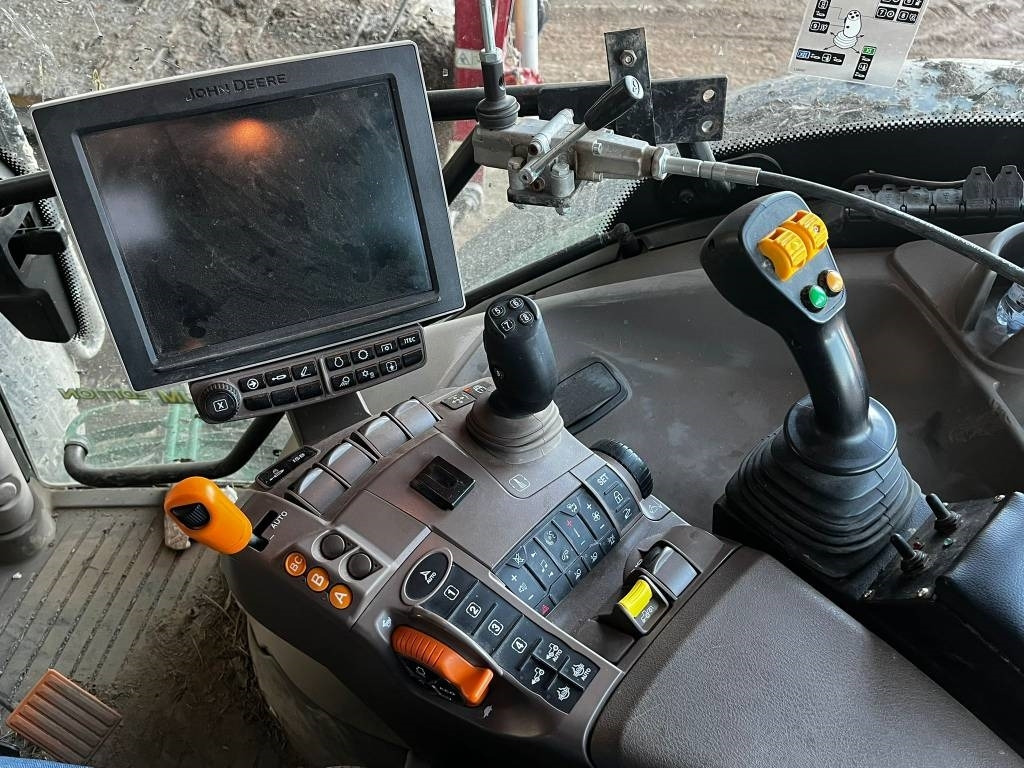 Trattore John Deere 6145 R: foto 9