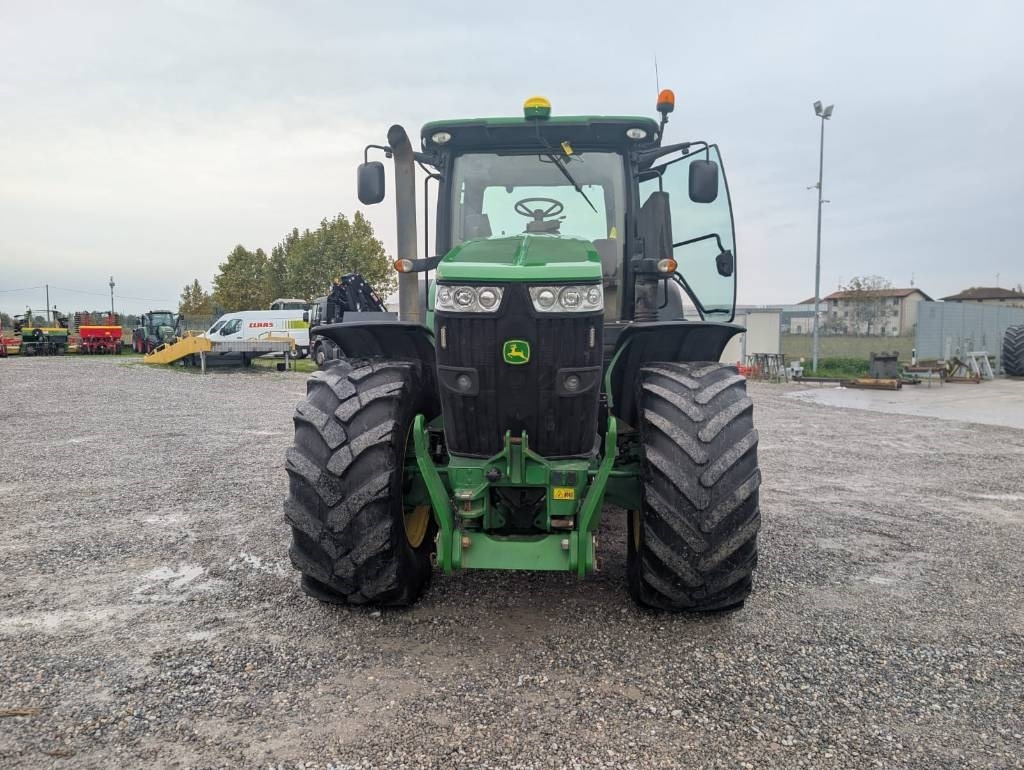 John Deere 7230 R - Trattore: foto 2 John Deere 7230 R - Trattore: foto 2