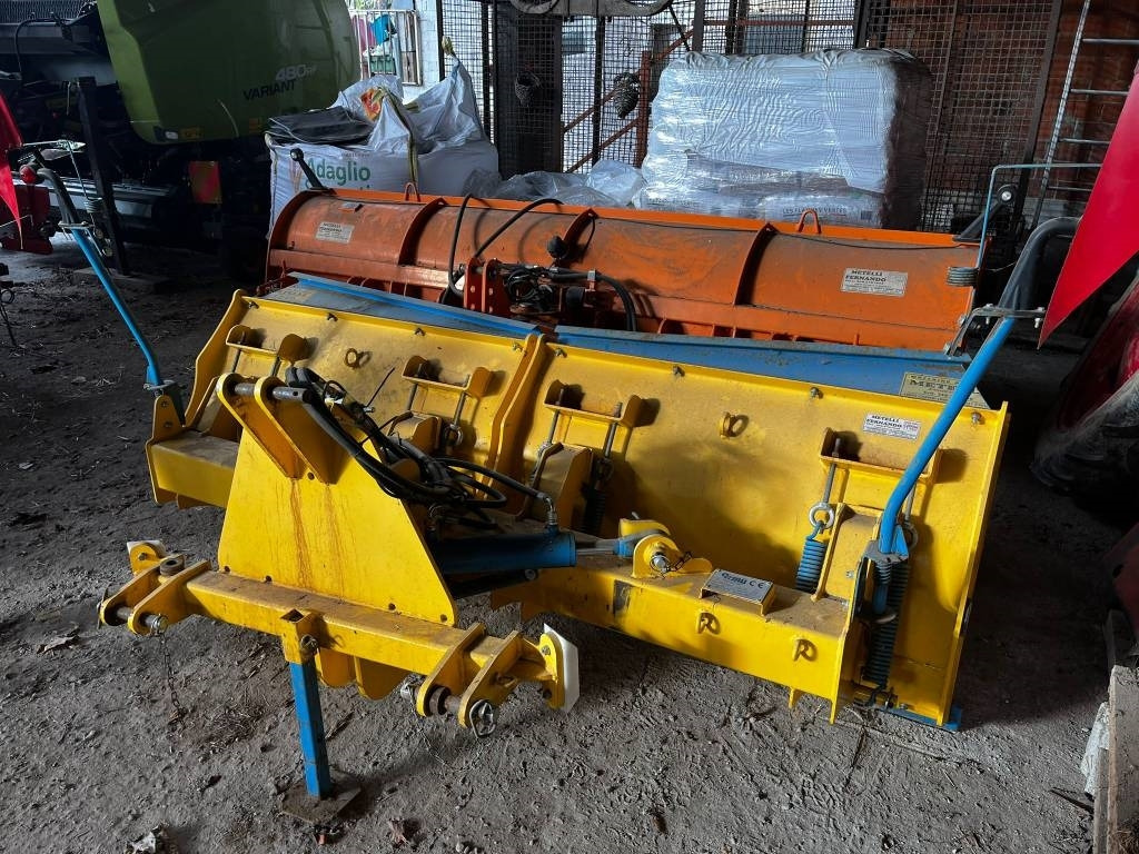 ORMU LAMA NEVE 2500 - Lama neve per Macchina agricola: foto 3 ORMU LAMA NEVE 2500 - Lama neve per Macchina agricola: foto 3