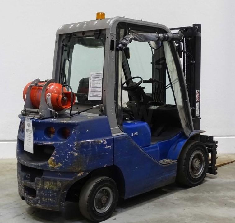 Cesab - Carrello elevatore a gas: foto 2 Cesab - Carrello elevatore a gas: foto 2