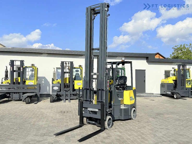 Aisle Master Combilift AISLE MASTER 20SHE / ARTICULATED FORKLIFT / TRIPLEX 8500MM / ELECTRIC / FREE LIFT / SIDE SHIFT / NEW TYRES / ONLY 1176 - Carrello elevatore elettrico: foto 2 Aisle Master Combilift AISLE MASTER 20SHE / ARTICULATED FORKLIFT / TRIPLEX 8500MM / ELECTRIC / FREE LIFT / SIDE SHIFT / NEW TYRES / ONLY 1176 - Carrello elevatore elettrico: foto 2