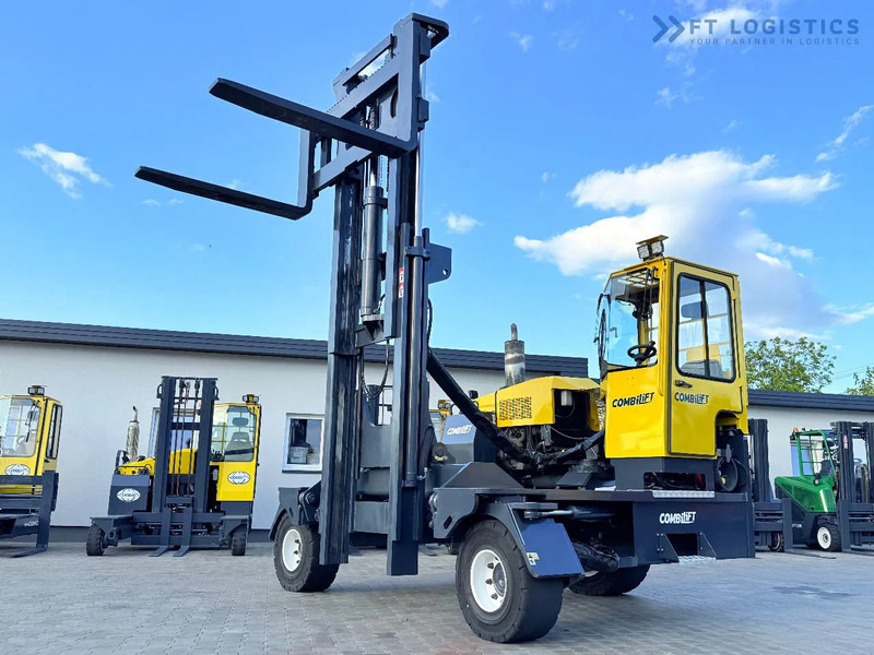 Combilift C14000 / LPG GAS / DUPLEX 3600MM / FREE LIFT / FORK POSITIONER / 1500MM FORKS / LIKE NEW C14000 / LPG GAS / DUPLEX 3600MM / FREE - Elevatore 4 vie: foto 1 Combilift C14000 / LPG GAS / DUPLEX 3600MM / FREE LIFT / FORK POSITIONER / 1500MM FORKS / LIKE NEW C14000 / LPG GAS / DUPLEX 3600MM / FREE - Elevatore 4 vie: foto 1