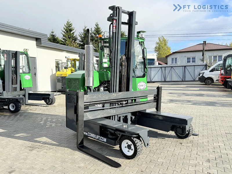 Combilift C3000 / DIESEL / DUPLEX 4200MM / FREE LIFT / WIDE FORK POSITIONER / FULL CABIN / EXCELLENT CONDITION / Wide range of four-way an - Elevatore 4 vie: foto 5 Combilift C3000 / DIESEL / DUPLEX 4200MM / FREE LIFT / WIDE FORK POSITIONER / FULL CABIN / EXCELLENT CONDITION / Wide range of four-way an - Elevatore 4 vie: foto 5