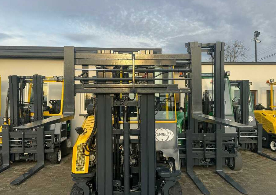 Combilift C3000CB -DIESEL- Only 6117 hours - Elevatore 4 vie: foto 5 Combilift C3000CB -DIESEL- Only 6117 hours - Elevatore 4 vie: foto 5