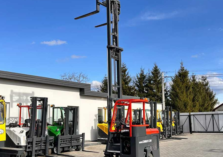 Elevatore 4 vie Combilift C3000CB / LPG / TRIPLEX / 5500MM / FREE LIFT / SIDE SHIFT + FORK POSITIONER / LIKE NEW: foto 16