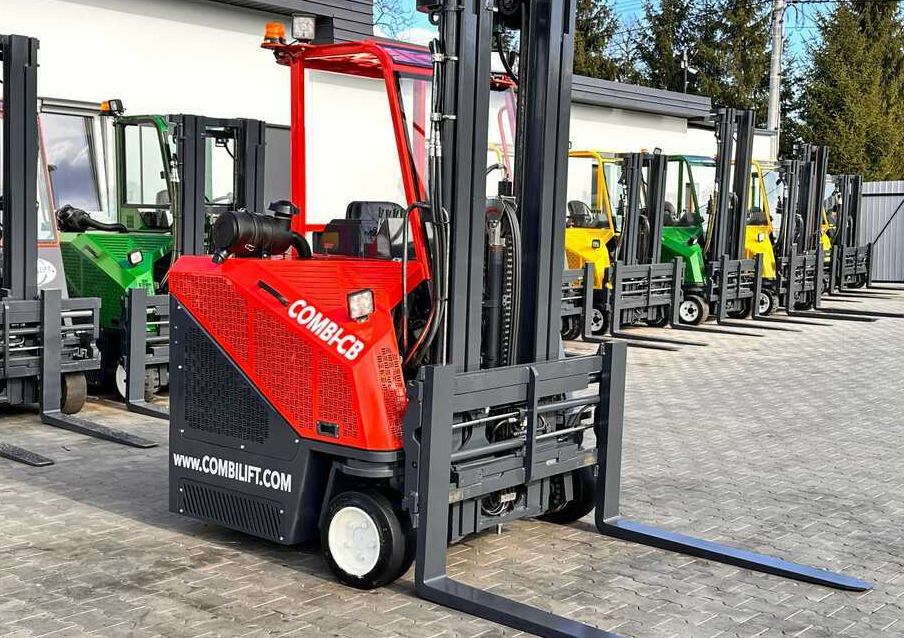 Elevatore 4 vie Combilift C3000CB / LPG / TRIPLEX / 5500MM / FREE LIFT / SIDE SHIFT + FORK POSITIONER / LIKE NEW: foto 30