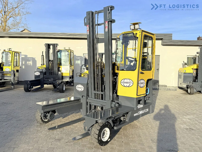 Combilift C4000 – LPG – DUPLEX 4600mm – FREE LIFT – SIDE SHIFT – EXCELLENT CONDITION Wide selection of four-way and side-loading forklifts - Elevatore 4 vie: foto 1 Combilift C4000 – LPG – DUPLEX 4600mm – FREE LIFT – SIDE SHIFT – EXCELLENT CONDITION Wide selection of four-way and side-loading forklifts - Elevatore 4 vie: foto 1
