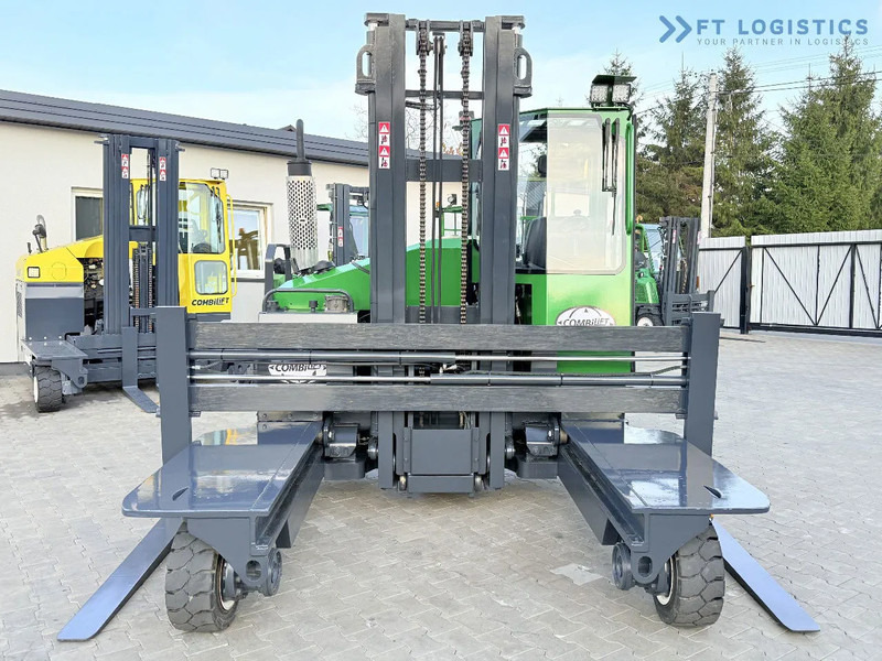 Combilift C4500 / DIESEL / DUPLEX 4000MM / WIDE FORK POSITIONER / HEATING / FULL CABIN / EXCELLENT CONDITION / A wide range of four-way an - Elevatore 4 vie: foto 5 Combilift C4500 / DIESEL / DUPLEX 4000MM / WIDE FORK POSITIONER / HEATING / FULL CABIN / EXCELLENT CONDITION / A wide range of four-way an - Elevatore 4 vie: foto 5