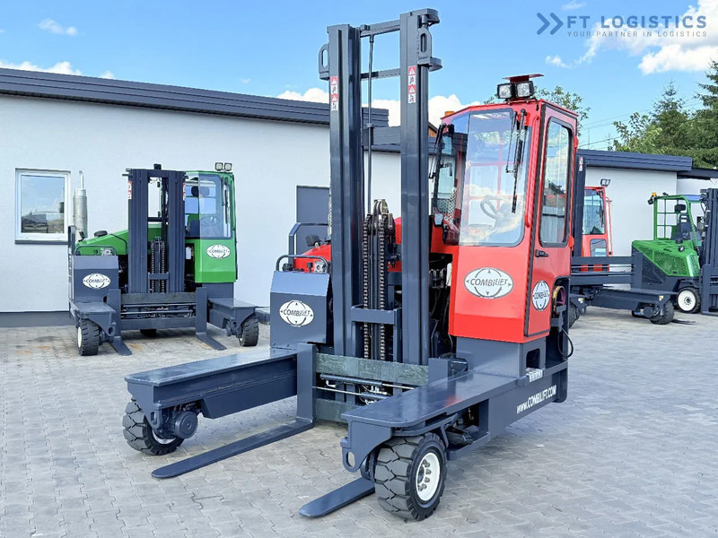 Combilift C4500 / GAS / DUPLEX - 4500MM / POSITIONER / FREE LIFT / FULL CABIN / ONLY 6178H / CONDITION - LIKE NEW! C4500 / GAS / DUPLEX - - Elevatore 4 vie: foto 4 Combilift C4500 / GAS / DUPLEX - 4500MM / POSITIONER / FREE LIFT / FULL CABIN / ONLY 6178H / CONDITION - LIKE NEW! C4500 / GAS / DUPLEX - - Elevatore 4 vie: foto 4