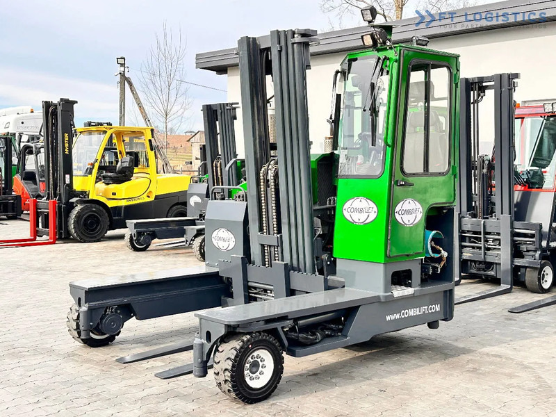 Combilift C4500 / LPG / TRIPLEX / 5500MM / FREE LIFT / HYDRAULIC FORK SHIFT / Like New C4500 / LPG / TRIPLEX / 5500MM / FREE LIFT / HYDRAU - Elevatore 4 vie: foto 1 Combilift C4500 / LPG / TRIPLEX / 5500MM / FREE LIFT / HYDRAULIC FORK SHIFT / Like New C4500 / LPG / TRIPLEX / 5500MM / FREE LIFT / HYDRAU - Elevatore 4 vie: foto 1