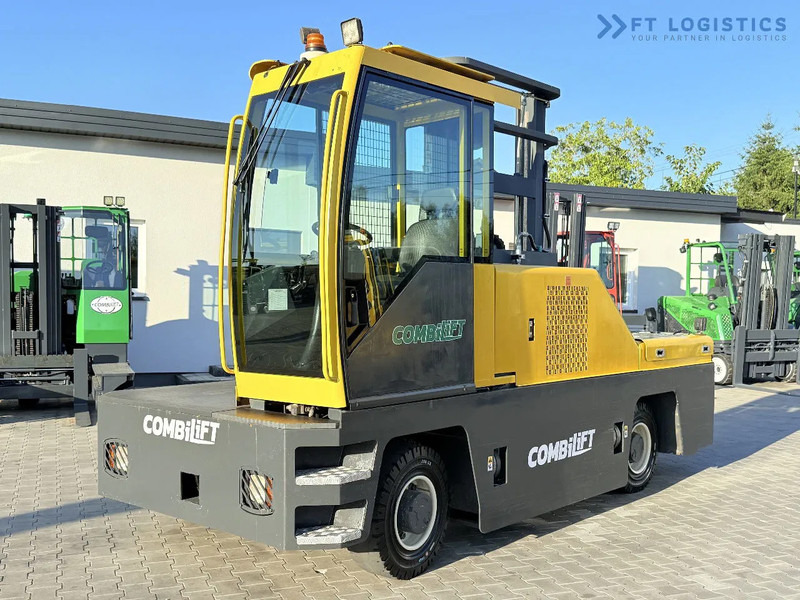 Combilift C5000FSL / DIESEL / DUPLEX - 4000MM / FREE-LIFT / CABIN / A wide range of four-way and side loaders, tailored to diverse needs a - Carrello elevatore laterale: foto 1 Combilift C5000FSL / DIESEL / DUPLEX - 4000MM / FREE-LIFT / CABIN / A wide range of four-way and side loaders, tailored to diverse needs a - Carrello elevatore laterale: foto 1