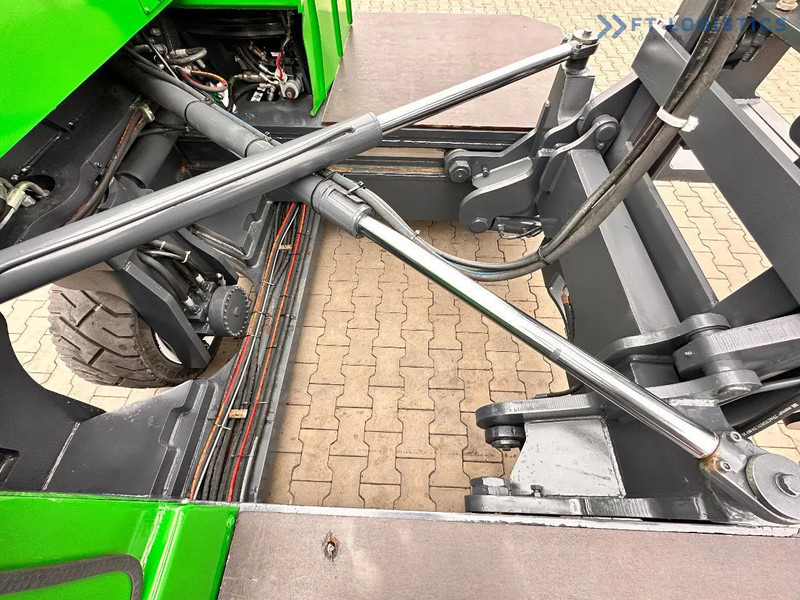 Carrello elevatore laterale Combilift C5000SL / DIESEL / 4500MM / DUPLEX / CABIN / PLATFORMS / LIKE NEW C5000SL / DIESEL / 4500MM / DUPLEX / CABIN / PLATFORMS / LIKE: foto 20 Carrello elevatore laterale Combilift C5000SL / DIESEL / 4500MM / DUPLEX / CABIN / PLATFORMS / LIKE NEW C5000SL / DIESEL / 4500MM / DUPLEX / CABIN / PLATFORMS / LIKE: foto 20