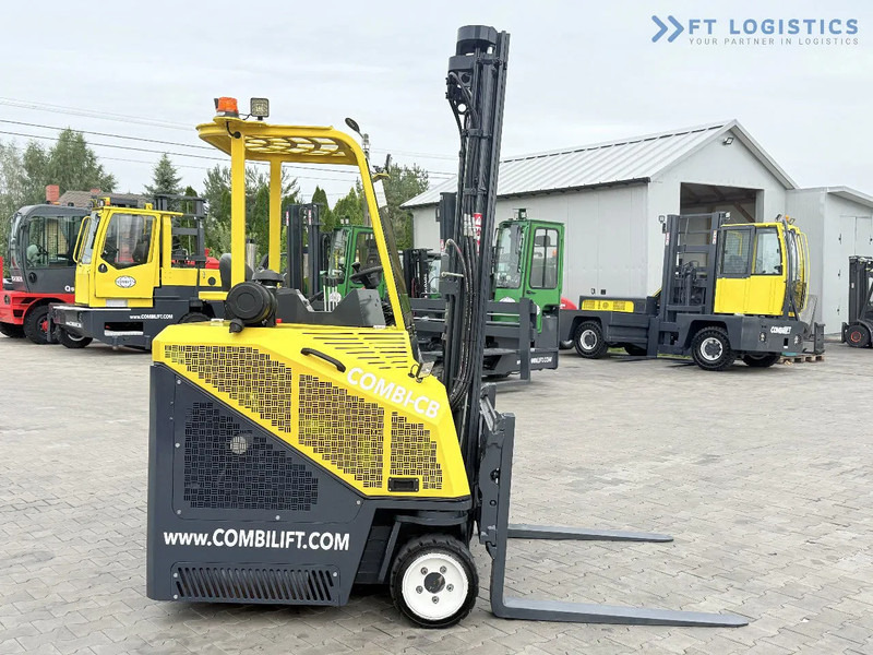 Combilift CB2500 / DUPLEX / 4100MM / DIESEL / FREE LIFT / FORK POSITIONER / SIDE SHIFT / LIKE NEW / Wide range of four-way and side loader - Elevatore 4 vie: foto 5 Combilift CB2500 / DUPLEX / 4100MM / DIESEL / FREE LIFT / FORK POSITIONER / SIDE SHIFT / LIKE NEW / Wide range of four-way and side loader - Elevatore 4 vie: foto 5