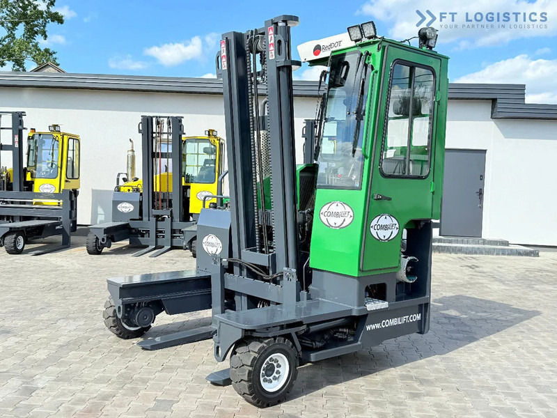 Combilift COMBILIFT C3500 – DUPLEX 4100mm – Year 2016 – 6779 hours – GAS – EXTENDABLE FORKS 800 / 1100MM – CABIN – HEATING + AIR CONDITION - Elevatore 4 vie: foto 2 Combilift COMBILIFT C3500 – DUPLEX 4100mm – Year 2016 – 6779 hours – GAS – EXTENDABLE FORKS 800 / 1100MM – CABIN – HEATING + AIR CONDITION - Elevatore 4 vie: foto 2