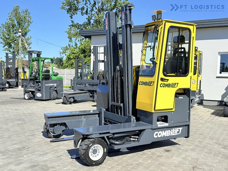 Combilift Combilift FOUR-WAY MULTIDIRECTIONAL FORKLIFT C4000 / DIESEL / DUPLEX 4100MM / ONLY 2888 HOURS / FORK POSITIONER / FULL CABIN – H - Elevatore 4 vie: foto 4 Combilift Combilift FOUR-WAY MULTIDIRECTIONAL FORKLIFT C4000 / DIESEL / DUPLEX 4100MM / ONLY 2888 HOURS / FORK POSITIONER / FULL CABIN – H - Elevatore 4 vie: foto 4