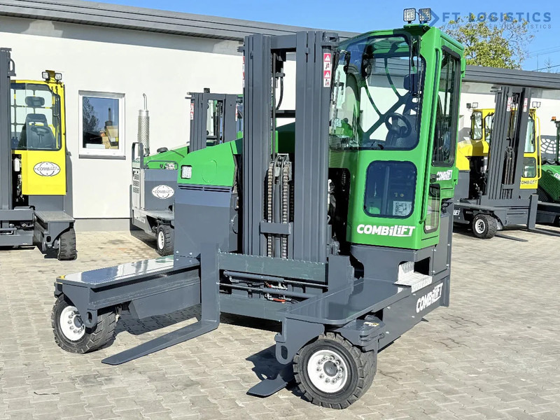 Combilift Combilift FOUR-WAY MULTIDIRECTIONAL FORKLIFT C4500 / DIESEL / TRIPLEX 4900MM / ONLY 4854 HOURS / FORK POSITIONER / FULL CABIN – - Elevatore 4 vie: foto 5 Combilift Combilift FOUR-WAY MULTIDIRECTIONAL FORKLIFT C4500 / DIESEL / TRIPLEX 4900MM / ONLY 4854 HOURS / FORK POSITIONER / FULL CABIN – - Elevatore 4 vie: foto 5