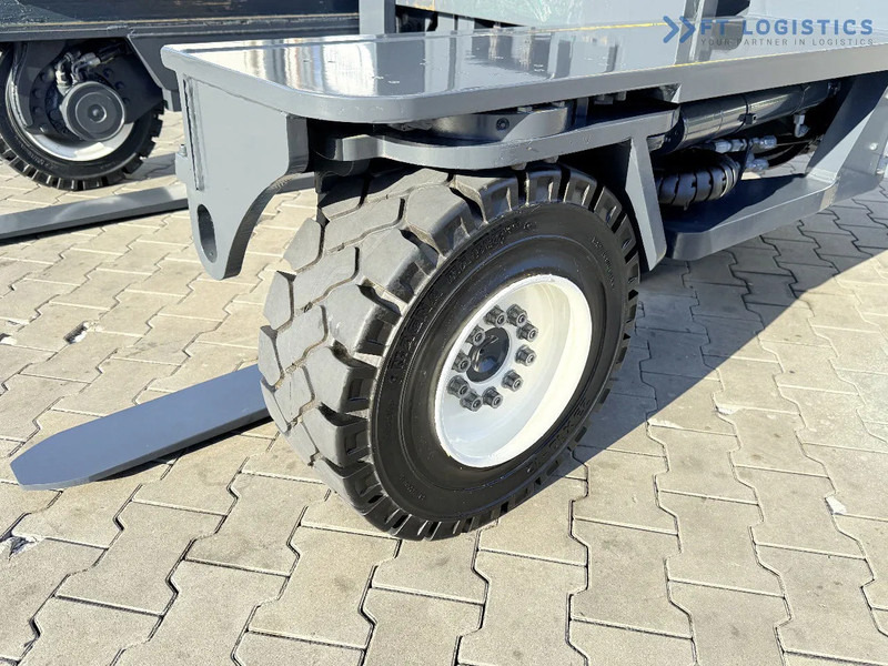 Combilift Combilift FOUR-WAY MULTIDIRECTIONAL FORKLIFT C5000XL / GAS / DUPLEX 6000MM / ONLY 3479 HOURS / SIDE SHIFT / FULL CABIN / PERFECT - Elevatore 4 vie: foto 3 Combilift Combilift FOUR-WAY MULTIDIRECTIONAL FORKLIFT C5000XL / GAS / DUPLEX 6000MM / ONLY 3479 HOURS / SIDE SHIFT / FULL CABIN / PERFECT - Elevatore 4 vie: foto 3