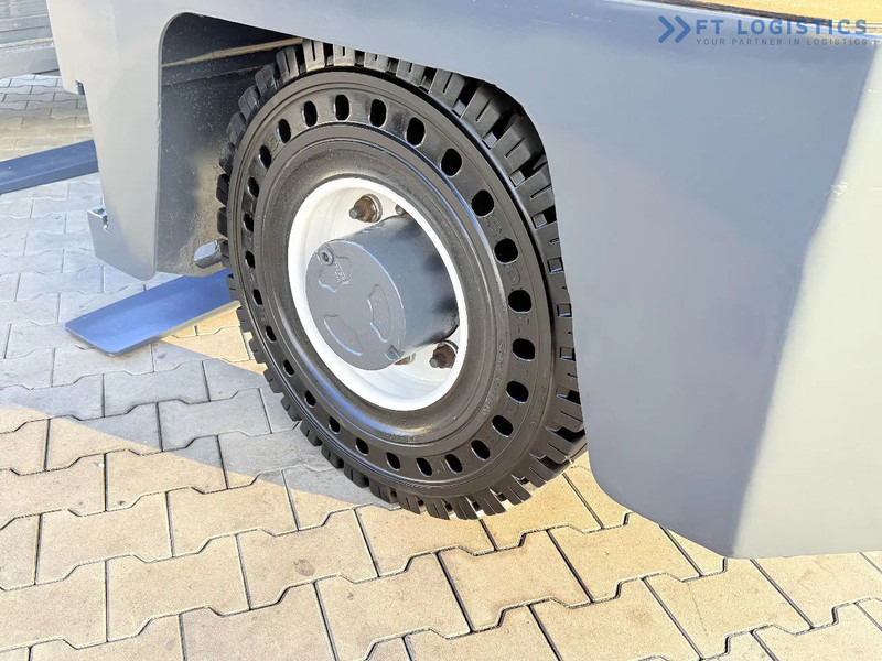 Combilift Combilift SIDE LOADER / C5000FSL / DIESEL / DUPLEX 4100MM / ONLY 2573 HOURS / FULL CABIN / PERFECT CONDITION / NEW TYRES / Wide - Carrello elevatore laterale: foto 5 Combilift Combilift SIDE LOADER / C5000FSL / DIESEL / DUPLEX 4100MM / ONLY 2573 HOURS / FULL CABIN / PERFECT CONDITION / NEW TYRES / Wide - Carrello elevatore laterale: foto 5