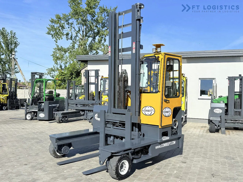 Combilift FOUR-WAY MULTIDIRECTIONAL FORKLIFT / C4000 / DUPLEX - 5500MM / FREE-LIFT / FORKS POSITIONER / LIKE-NEW FOUR-WAY MULTIDIRECTIONAL - Elevatore 4 vie: foto 5 Combilift FOUR-WAY MULTIDIRECTIONAL FORKLIFT / C4000 / DUPLEX - 5500MM / FREE-LIFT / FORKS POSITIONER / LIKE-NEW FOUR-WAY MULTIDIRECTIONAL - Elevatore 4 vie: foto 5