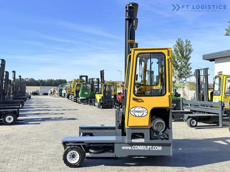 Combilift FOUR-WAY MULTIDIRECTIONAL FORKLIFT / C4000 / DUPLEX - 5500MM / FREE-LIFT / FORKS POSITIONER / LIKE-NEW FOUR-WAY MULTIDIRECTIONAL - Elevatore 4 vie: foto 4 Combilift FOUR-WAY MULTIDIRECTIONAL FORKLIFT / C4000 / DUPLEX - 5500MM / FREE-LIFT / FORKS POSITIONER / LIKE-NEW FOUR-WAY MULTIDIRECTIONAL - Elevatore 4 vie: foto 4
