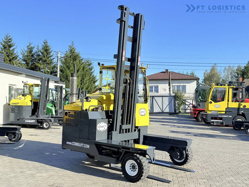 Combilift FOUR-WAY MULTIDIRECTIONAL FORKLIFT C5000 / GAS / TRIPLEX 6000MM / ONLY 4263 HOURS / FORK POSITIONER / EXCELLENT CONDITION / Wide - Elevatore 4 vie: foto 5 Combilift FOUR-WAY MULTIDIRECTIONAL FORKLIFT C5000 / GAS / TRIPLEX 6000MM / ONLY 4263 HOURS / FORK POSITIONER / EXCELLENT CONDITION / Wide - Elevatore 4 vie: foto 5