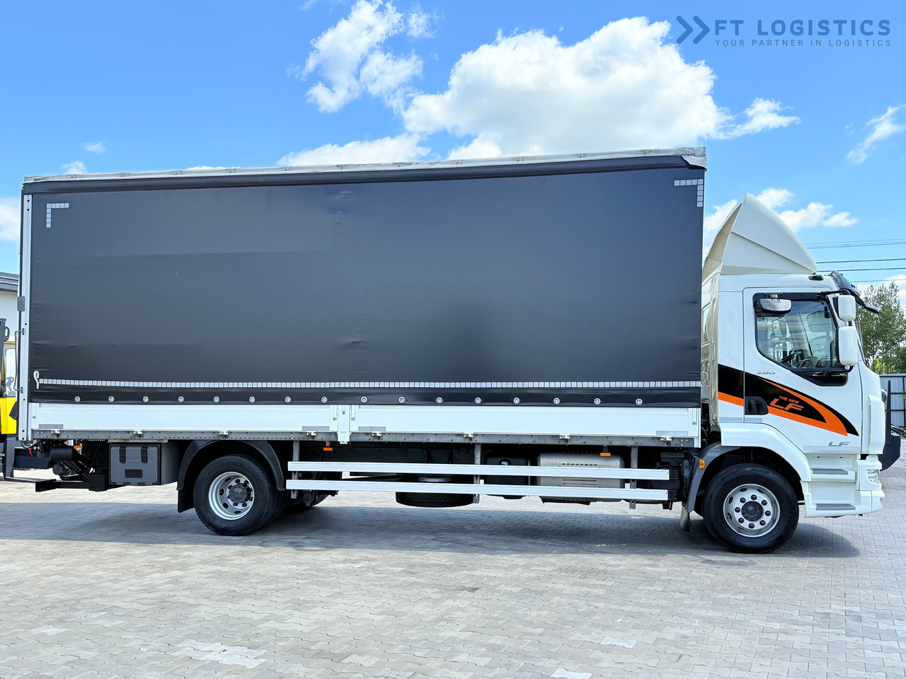 Camion centinato nuovo DAF LF 260 FA / AUTOMATIC / 9,255 kg PAYLOAD / 4x2 / 18 PALLETS / TAIL LIFT / SIDE BOARDS / EXCELLENT CONDITION! [ Copy ]: foto 11