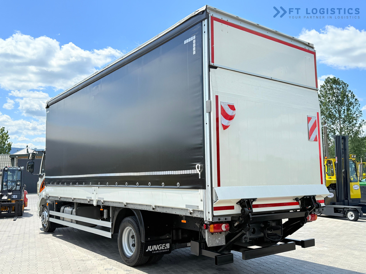 Camion centinato nuovo DAF LF 260 FA / AUTOMATIC / 9,255 kg PAYLOAD / 4x2 / 18 PALLETS / TAIL LIFT / SIDE BOARDS / EXCELLENT CONDITION! [ Copy ]: foto 19