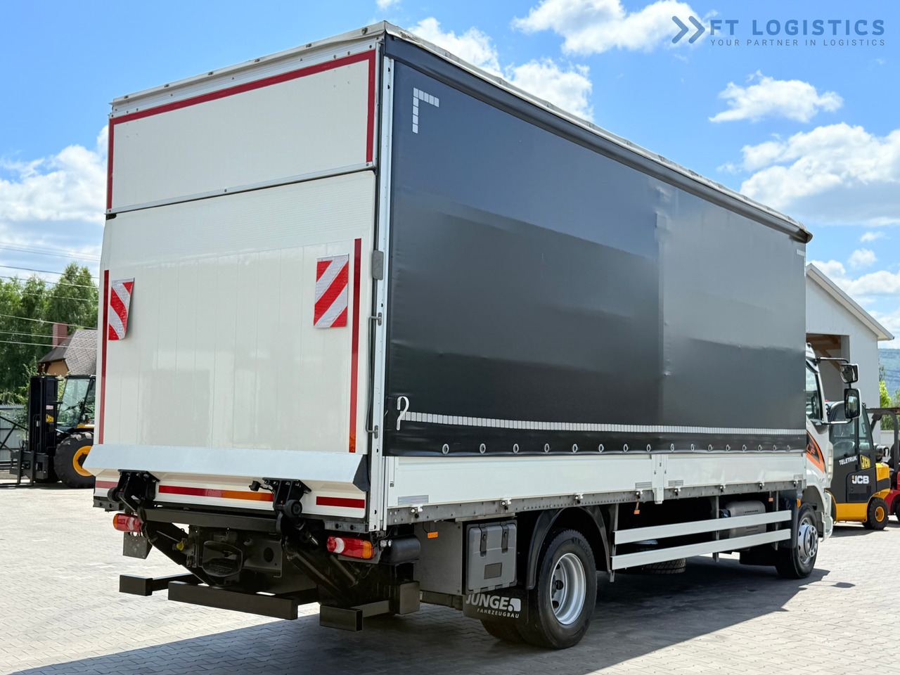 Camion centinato nuovo DAF LF 260 FA / AUTOMATIC / 9,255 kg PAYLOAD / 4x2 / 18 PALLETS / TAIL LIFT / SIDE BOARDS / EXCELLENT CONDITION! [ Copy ]: foto 14