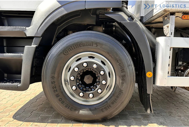 Iveco Stralis 420 STRALIS 420 / Refrigerated Truck / Carrier Supra 950 / 19 Pallets / Tail Lift / Tires - Autocarro frigorifero: foto 5 Iveco Stralis 420 STRALIS 420 / Refrigerated Truck / Carrier Supra 950 / 19 Pallets / Tail Lift / Tires - Autocarro frigorifero: foto 5