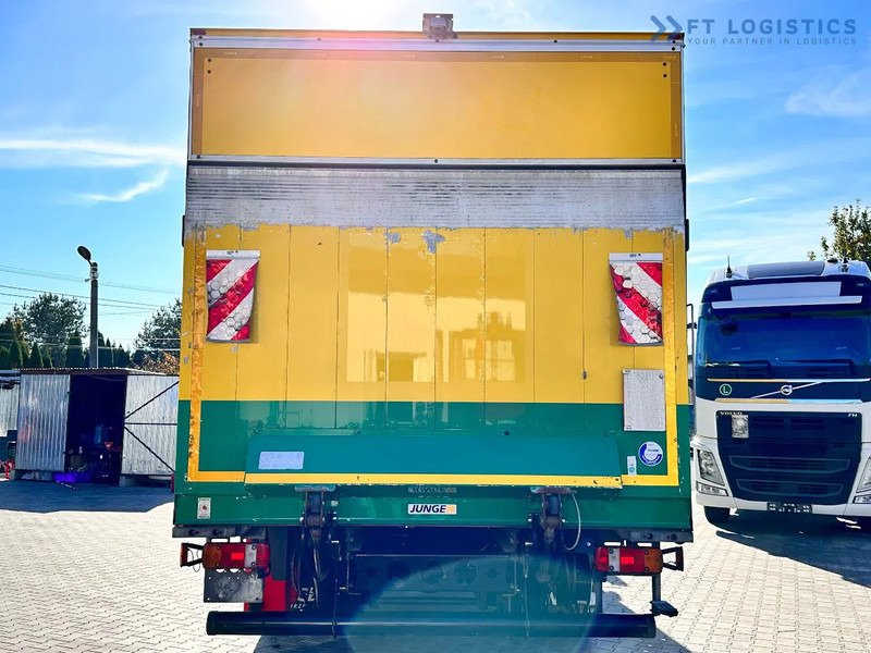 MAN TGM 15.250 MAN TGM 15.250 4X2 / CONTAINER - 16 PALLETS / TAIL LIFT / TIRES 80% / PERFECT CONDITION - Autocarro furgonato: foto 5 MAN TGM 15.250 MAN TGM 15.250 4X2 / CONTAINER - 16 PALLETS / TAIL LIFT / TIRES 80% / PERFECT CONDITION - Autocarro furgonato: foto 5