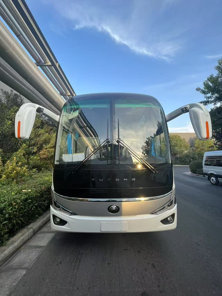 YUTONG 49+1+1 - Autobus urbano: foto 2 YUTONG 49+1+1 - Autobus urbano: foto 2