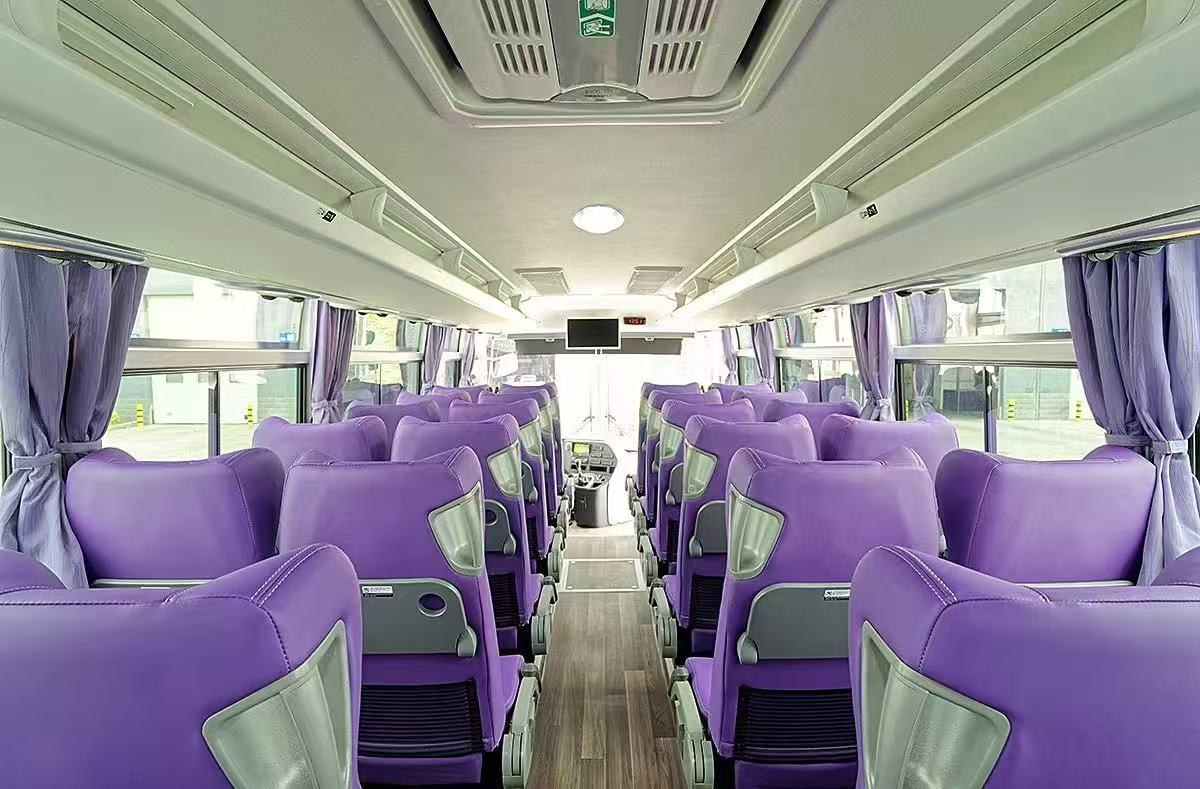 YUTONG 49+1+1 - Autobus urbano: foto 4 YUTONG 49+1+1 - Autobus urbano: foto 4