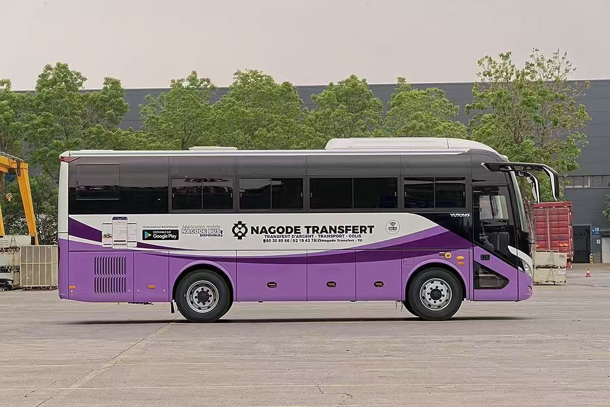 YUTONG 49+1+1 - Autobus urbano: foto 3 YUTONG 49+1+1 - Autobus urbano: foto 3