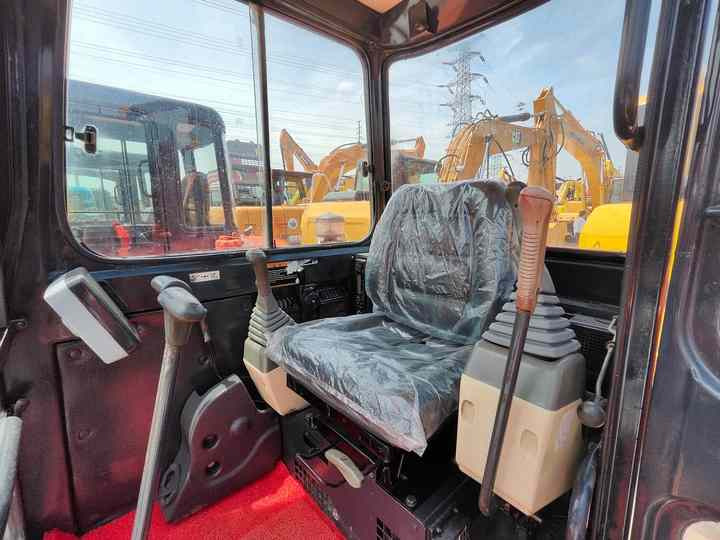 90% New Mini Excavator Doosan DH55, 5-Ton Mini Used Doosan Excavator with Low Price and Good Quality - Miniescavatore: foto 2 90% New Mini Excavator Doosan DH55, 5-Ton Mini Used Doosan Excavator with Low Price and Good Quality - Miniescavatore: foto 2