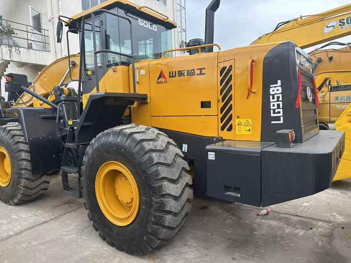 China Famous Brand SDLG Used SDLG 958L Wheel Loader Running Working Condition Low Price for Sale - Pala gommata: foto 3 China Famous Brand SDLG Used SDLG 958L Wheel Loader Running Working Condition Low Price for Sale - Pala gommata: foto 3