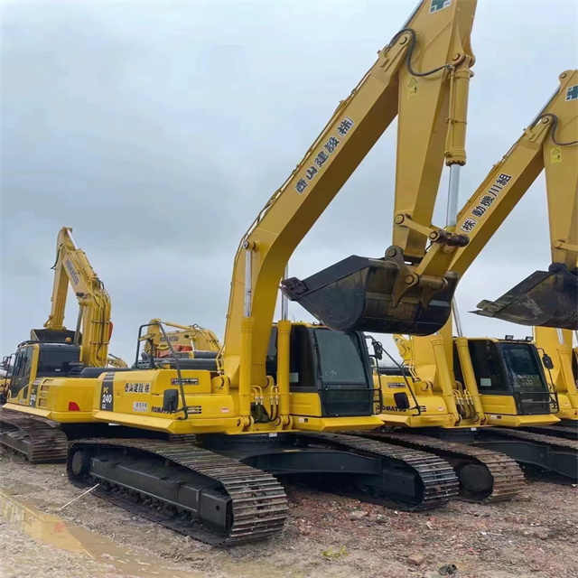 Good Condition Original Used Komatsu Used PC240LC-8 Crawler Excavator Digger Komatsu PC240-8 Used Excavator for Sale - Escavatore: foto 4 Good Condition Original Used Komatsu Used PC240LC-8 Crawler Excavator Digger Komatsu PC240-8 Used Excavator for Sale - Escavatore: foto 4