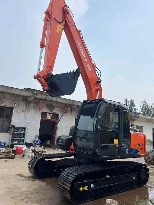 HITACHI ZX120-6 Original Japan Surplus Hitachi ZX120-6 for Sale - Escavatore cingolato: foto 4 HITACHI ZX120-6 Original Japan Surplus Hitachi ZX120-6 for Sale - Escavatore cingolato: foto 4