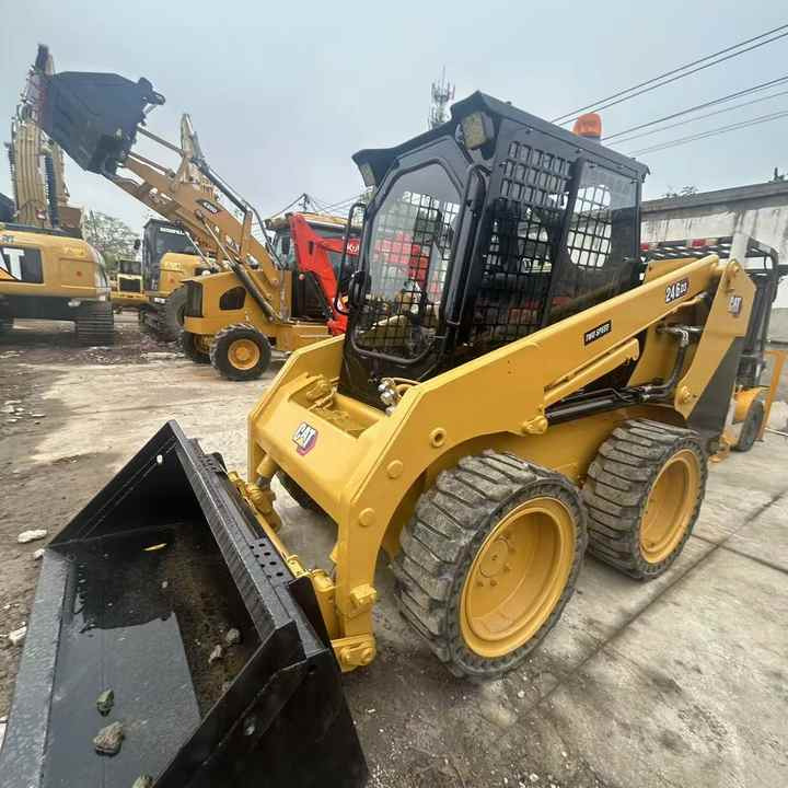 High Quality Used Cat 246D3 Excavator with Low Working Hoursand Best Price  Used Cat 246D3 Machine with  Cheap Price for Sale - Minipala: foto 4 High Quality Used Cat 246D3 Excavator with Low Working Hoursand Best Price  Used Cat 246D3 Machine with  Cheap Price for Sale - Minipala: foto 4