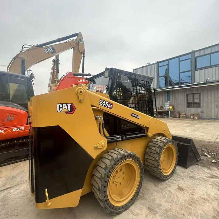 High Quality Used Cat 246D3 Excavator with Low Working Hoursand Best Price  Used Cat 246D3 Machine with  Cheap Price for Sale - Minipala: foto 2 High Quality Used Cat 246D3 Excavator with Low Working Hoursand Best Price  Used Cat 246D3 Machine with  Cheap Price for Sale - Minipala: foto 2