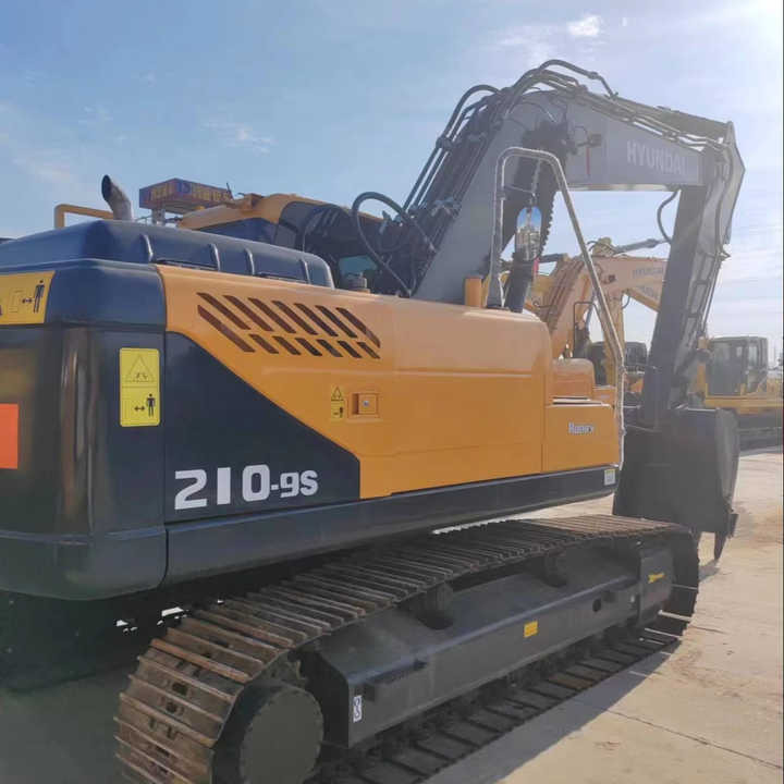 Hyundai 210lc-9 Excavator for Mining & Construction | Price Negotiable, Global Shipping - Escavatore cingolato: foto 1 Hyundai 210lc-9 Excavator for Mining & Construction | Price Negotiable, Global Shipping - Escavatore cingolato: foto 1