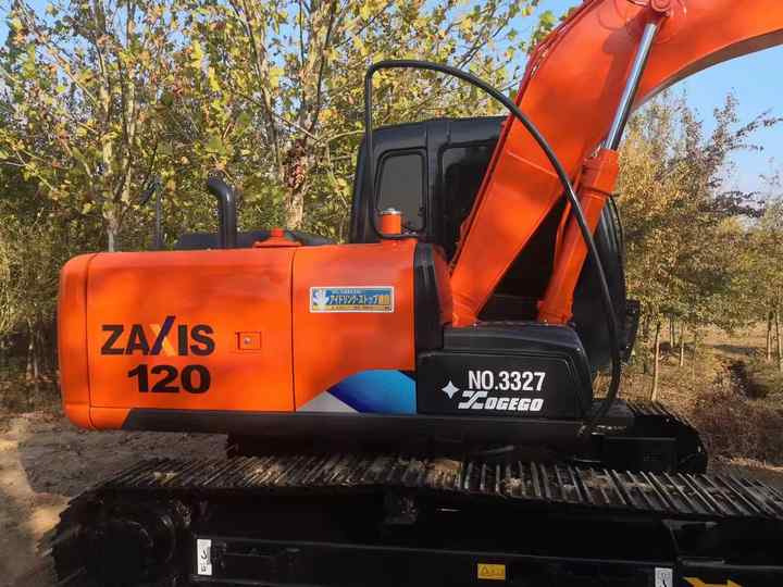 Japan Original Hitachi ZX120 Crawler Excavator Perfect for Various Projects Available Used Excavators for Sale - Escavatore cingolato: foto 2 Japan Original Hitachi ZX120 Crawler Excavator Perfect for Various Projects Available Used Excavators for Sale - Escavatore cingolato: foto 2
