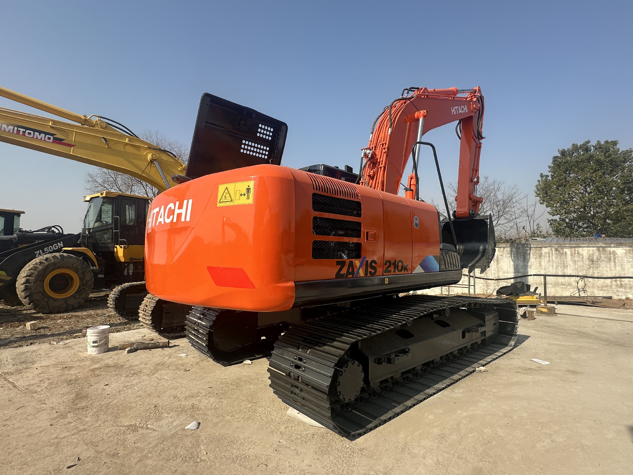 HITACHI Used Excavator ZX210-5G High Quality - Macchina da cantiere: foto 2 HITACHI Used Excavator ZX210-5G High Quality - Macchina da cantiere: foto 2