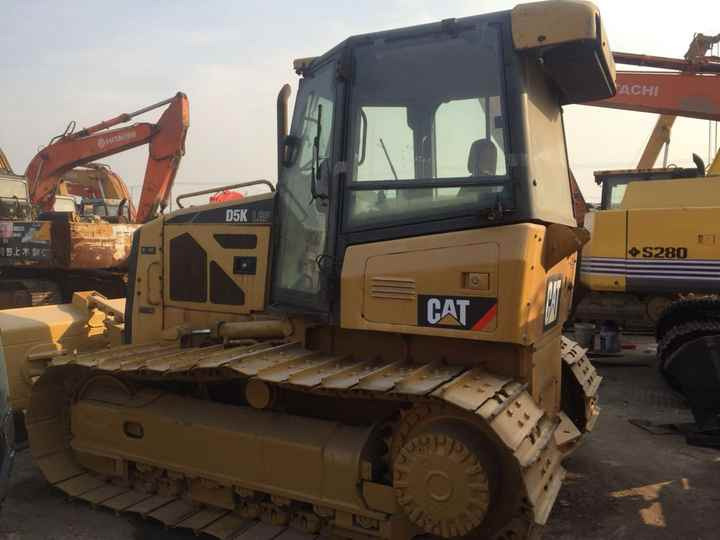 Used Cat Mini Bulldozer D5k D5 D5g Cat Dozers - Bulldozer: foto 2 Used Cat Mini Bulldozer D5k D5 D5g Cat Dozers - Bulldozer: foto 2