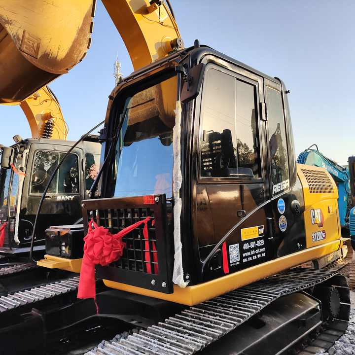 Used Crawler Caterpillar 312D Excavator with Good Condition for Sale - Escavatore cingolato: foto 2 Used Crawler Caterpillar 312D Excavator with Good Condition for Sale - Escavatore cingolato: foto 2