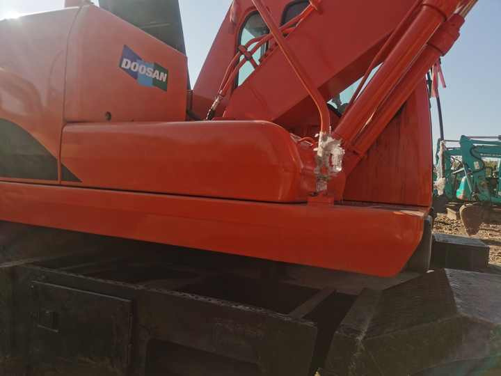 Used Digger Doosan Dh150w-7 Construction Machinery Construction Digger Used Doosan Dh150w-7 Cheap Excavator - Escavatore cingolato: foto 5 Used Digger Doosan Dh150w-7 Construction Machinery Construction Digger Used Doosan Dh150w-7 Cheap Excavator - Escavatore cingolato: foto 5