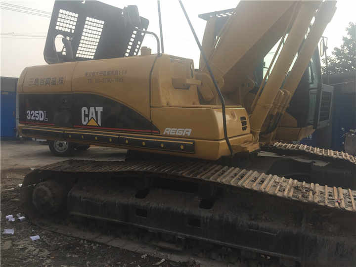 Used Excavator Machine CAT 325DL Construction Good Efficient Used Machinery Caterpillar Used CAT 325DL Excavators - Escavatore gommato: foto 4 Used Excavator Machine CAT 325DL Construction Good Efficient Used Machinery Caterpillar Used CAT 325DL Excavators - Escavatore gommato: foto 4